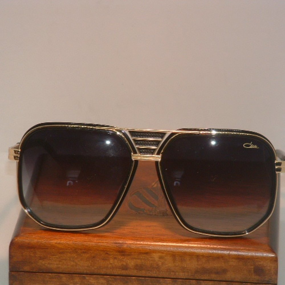 Pre-Owned Cazal Legends Black MOD 666 Col 001 Sunglasses